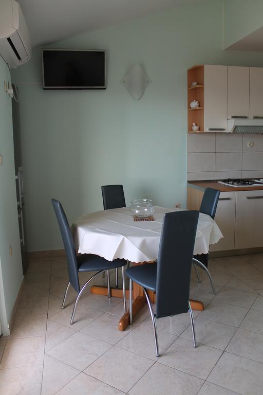 Apartments Matic ロゴズニッツァ 部屋 写真